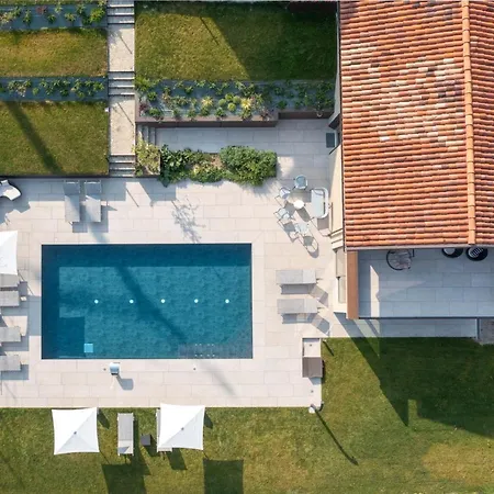 Farma Speziale Wine Verduno